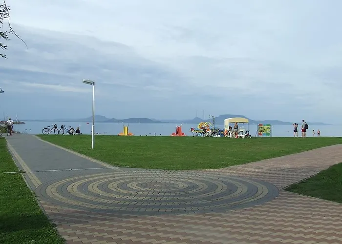 Fahej Haz 度假居 Balatonmáriafürdő
